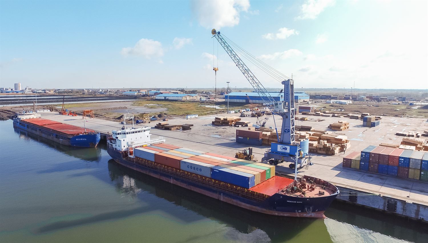 برگ-برنده-اقتصاد-کشور-سرمایه‌گذاری-در-مناطق-آزاد-و-ویژه-اقتصادی